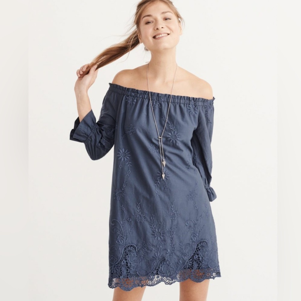 Abercrombie & Fitch Embroidered Off-Shoulder Dress Blue Boho Lace HemSz S